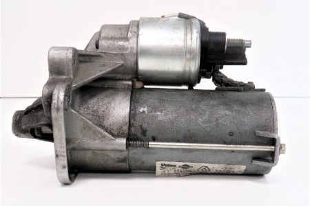 Dacia Dokker bontott használt önindító 7711497567 - Bontott használt Dacia mechanika alkatrészek webáruház